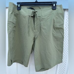 Lululemon Athletica Sage Green Drawstring Shorts